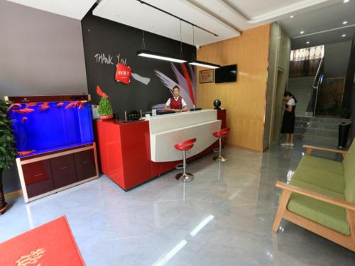 Thank Inn Chain Hotel gansu jiuquan suzhou district bell and drum tower — hotel in Jiuquan