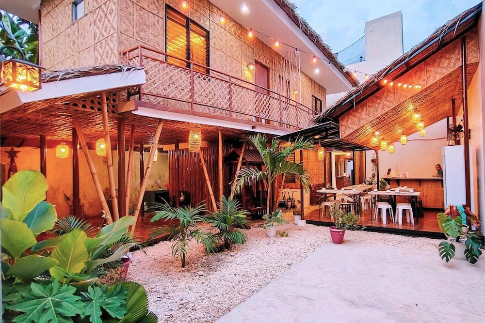 Intoy's Place - last minute hotel in Panglao