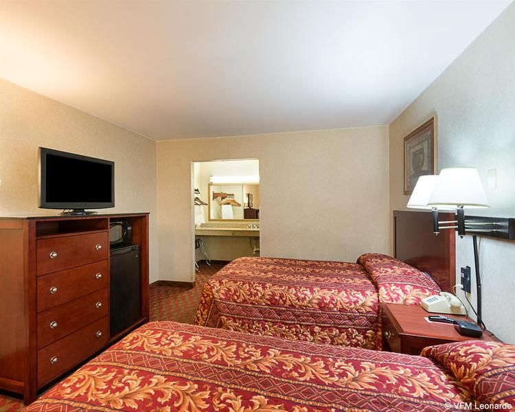 Red Carpet Inn by University of Maryland - photo 11