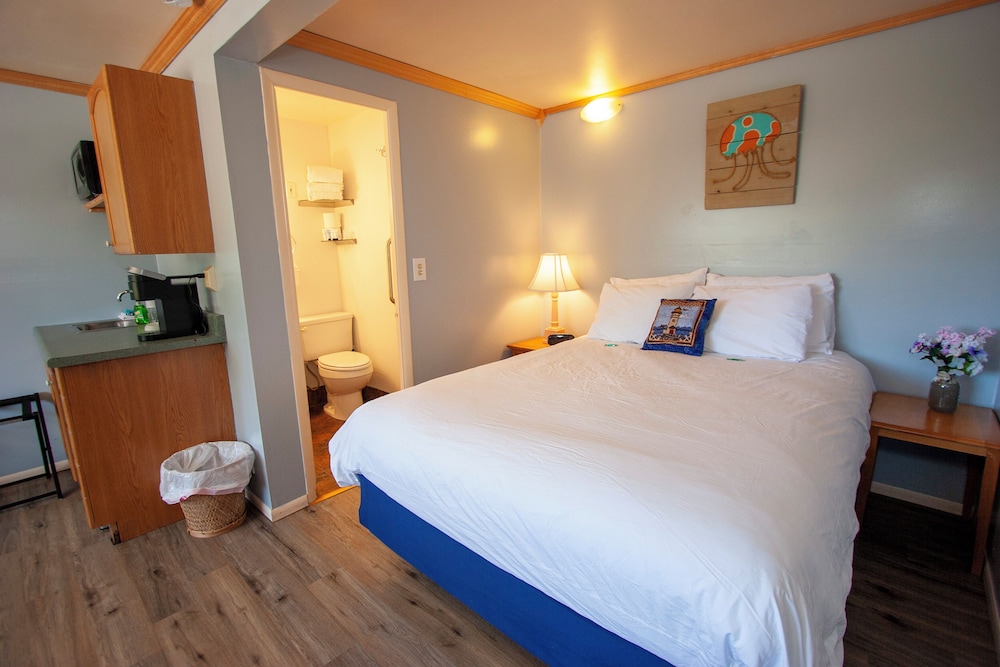 Pacific Motel and RV - photo 14