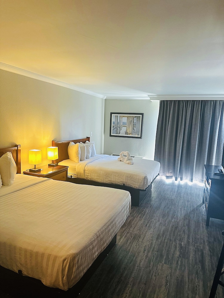 Aqua Beach Inn - photo 4