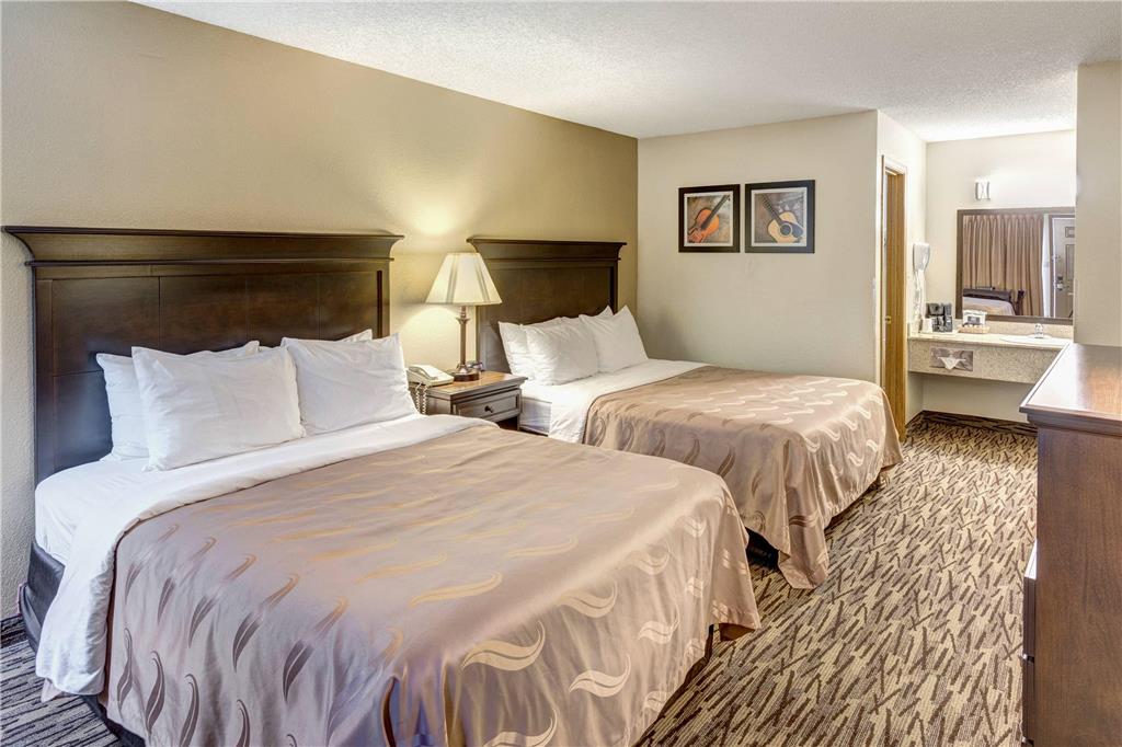 Quality Inn West Branson Theatre District - photo 9
