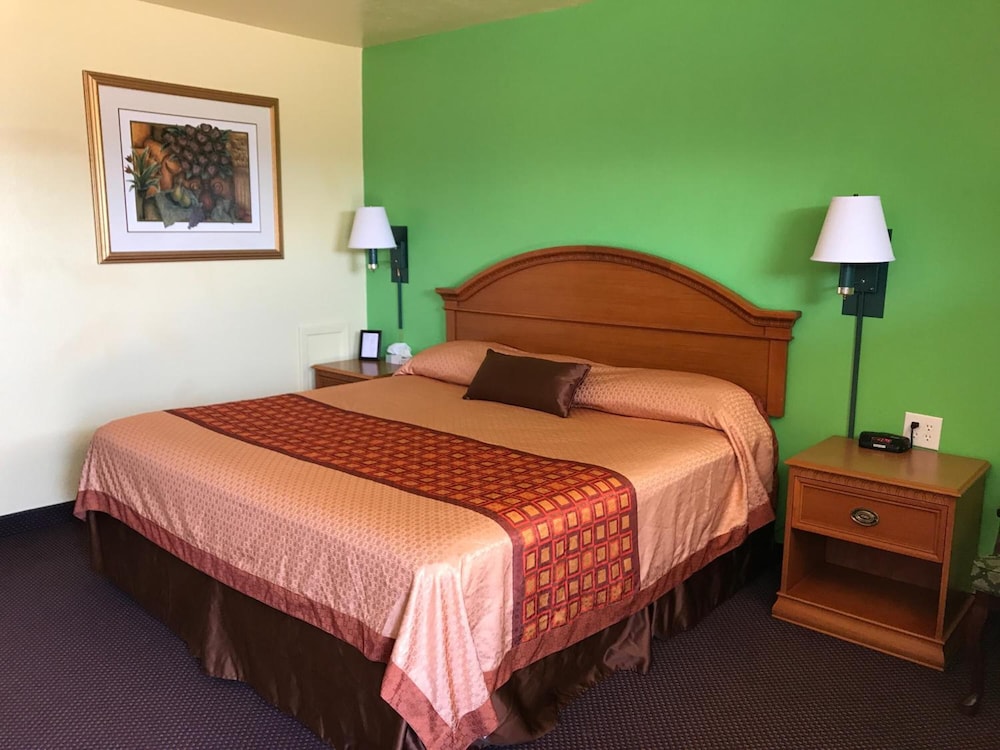Shamrock Country Inn - photo 12