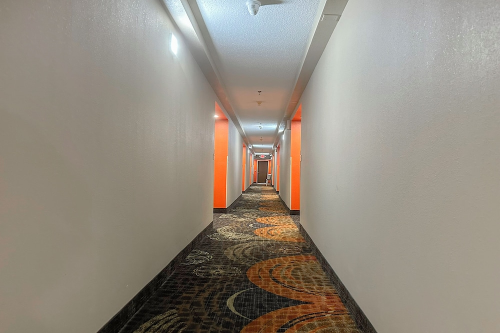 Classic Inn By OYO I 240 Near Memphis Airport - photo 5