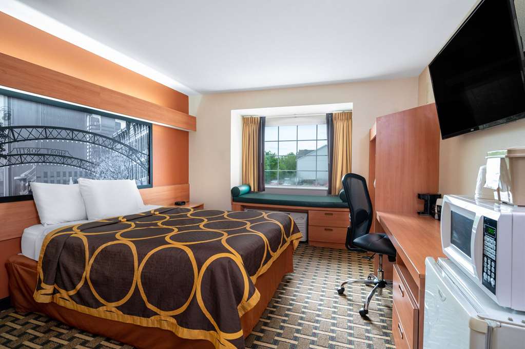 Super 8 by Wyndham Columbus West - photo 13