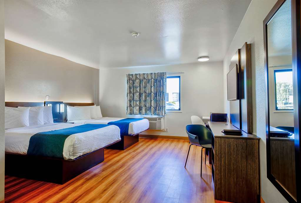 Motel 6 Duluth MN - photo 17
