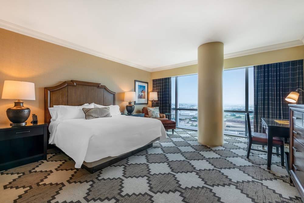 Omni Fort Worth Hotel - photo 16