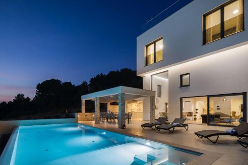 Villa Grc — 4-Star Luxury Hotel in Sibenik, Croatia