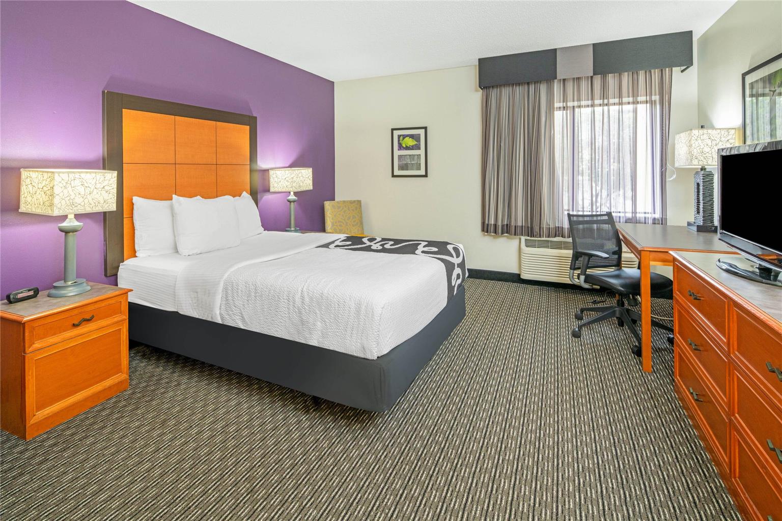 La Quinta Inn & Suites by Wyndham Baton Rouge Siegen Lane - photo 30