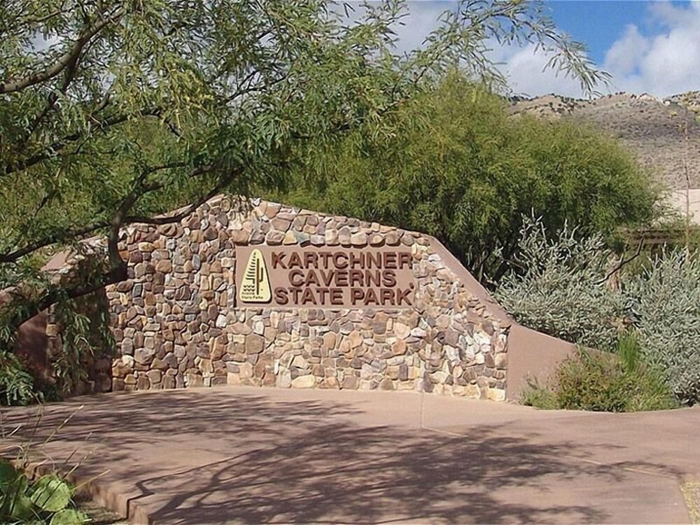 Desert Inn - photo 45