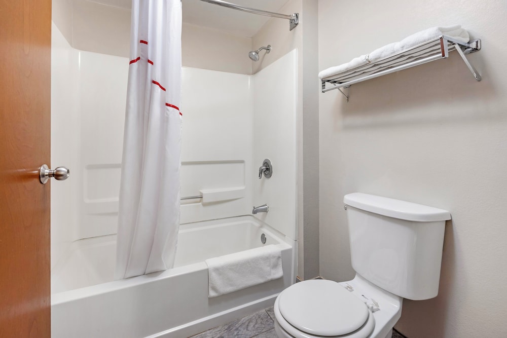 Red Roof Inn Franklin TN - photo 23