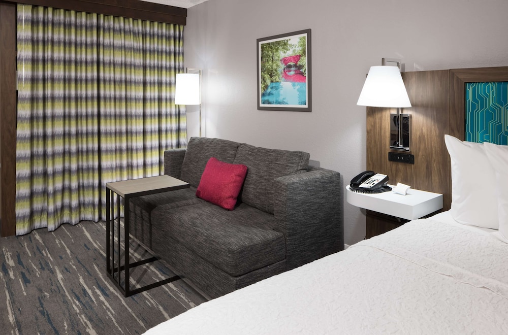 Hampton Inn Bentonville Rogers - photo 10