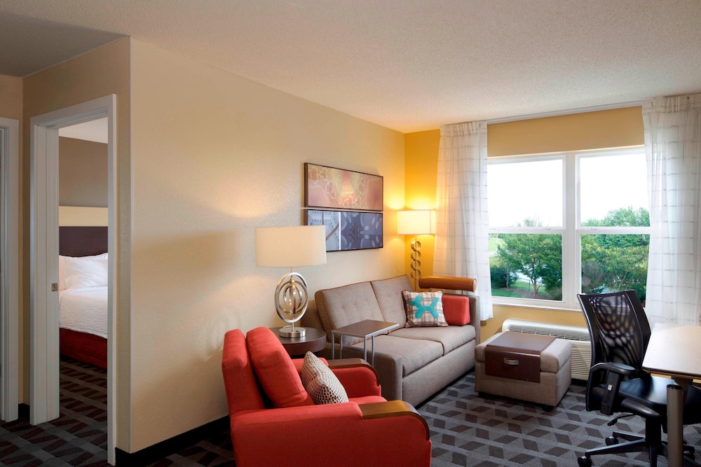 TownePlace Suites by Marriott Jacksonville - photo 10