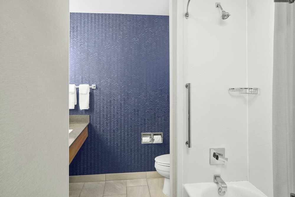 Fairfield Inn & Suites South Boston - photo 20