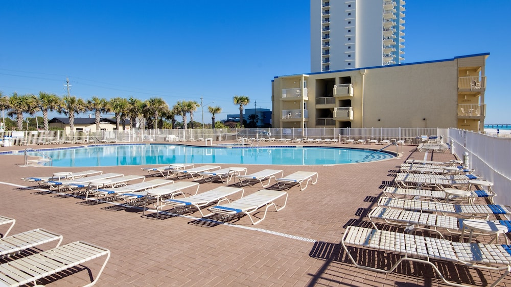 Tidewater Beach Luxury Penthouse With Resort Amenities and a View - photo 17