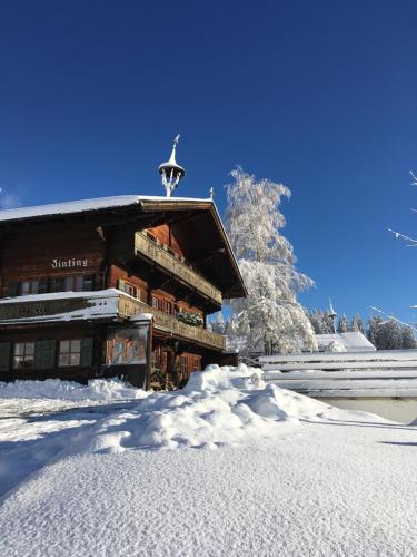 Bergpension Zinting in Brixen Im Thale, Austria