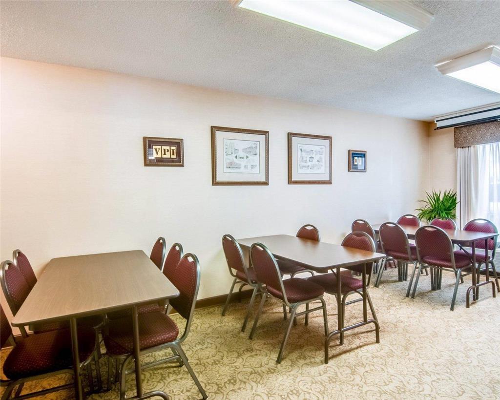 Quality Inn Christiansburg Blacksburg - photo 17