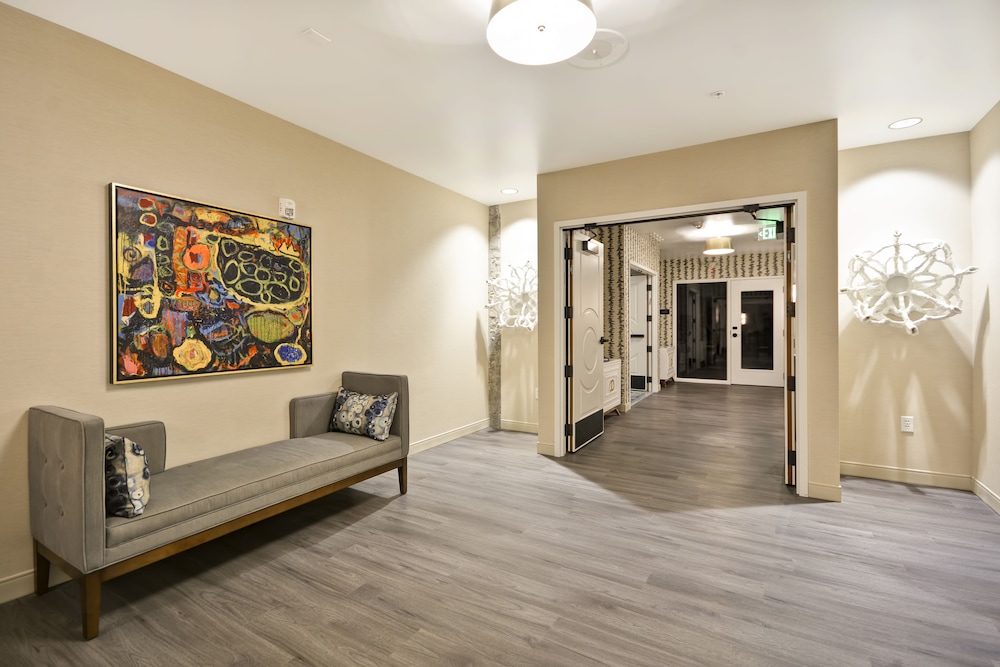 Hotel Indigo Kansas City The Crossroads by IHG - photo 63