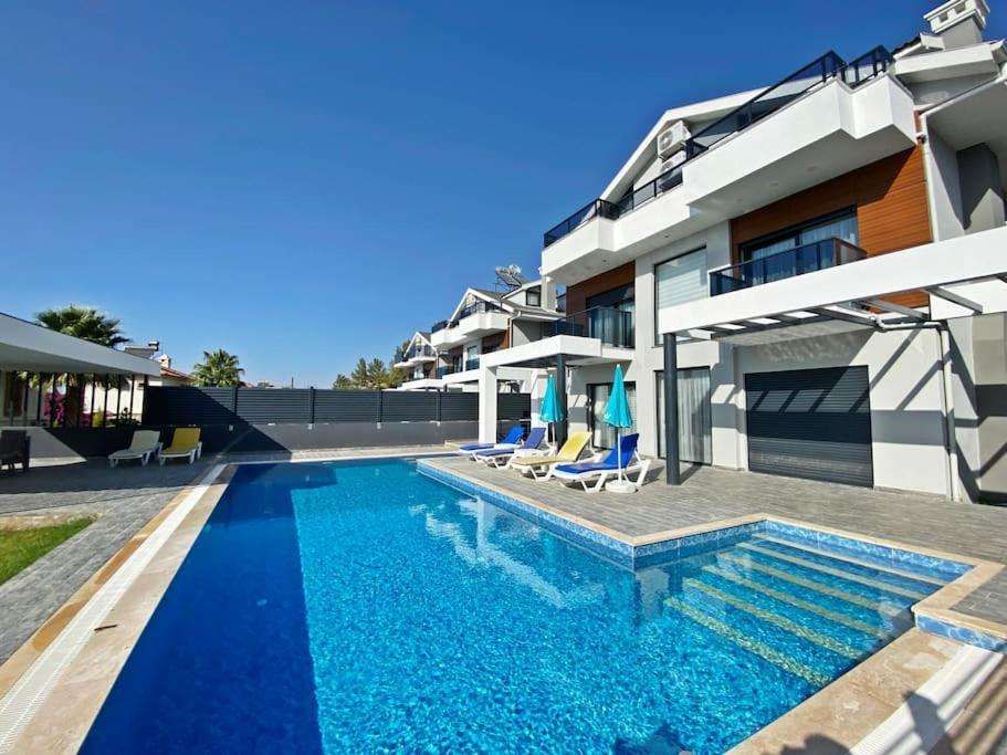 Nokta Park I 4 1 Villa Özel Havuzlu — 4-Star Luxury Hotel in Oeluedeniz, Turkey