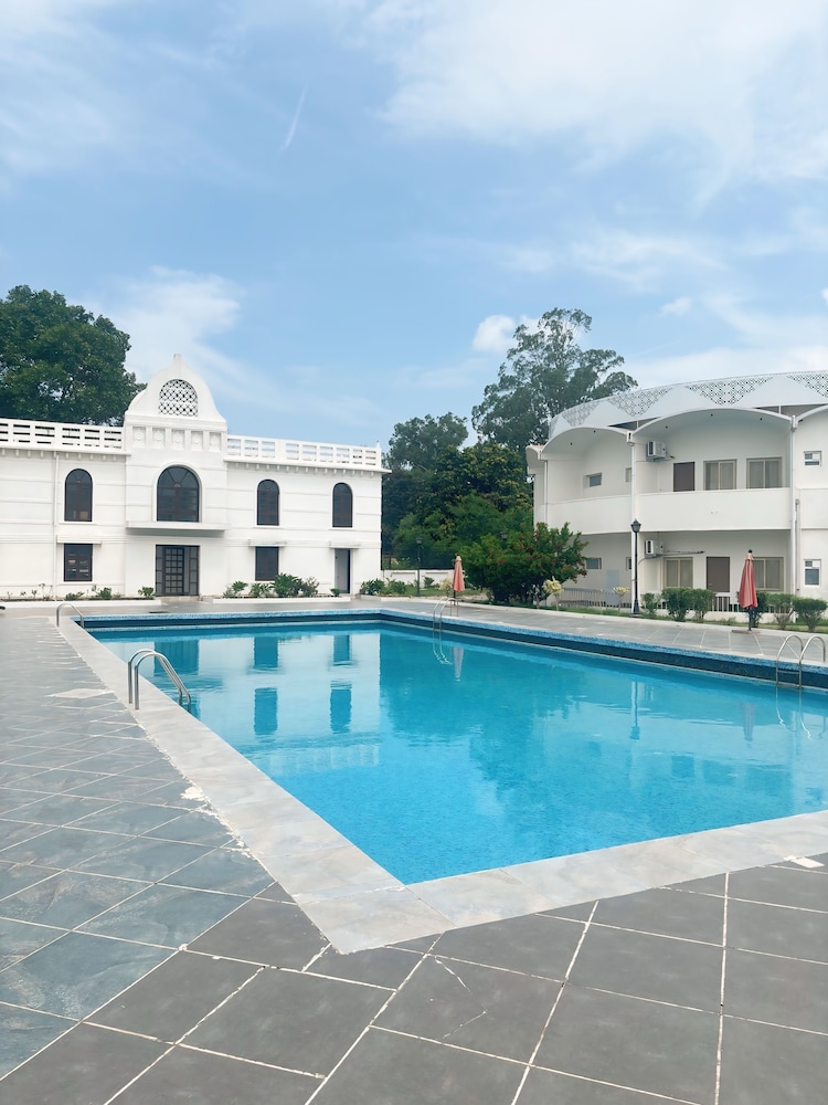 Budhha Heritage Resort — Gaya