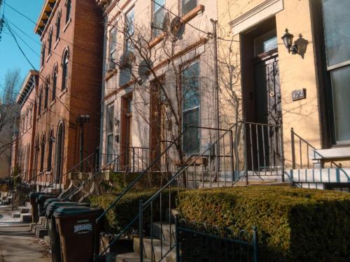 2 Blocks From Tql Stadium 2Br 1.5Ba — 4-Star Luxury Hotel in Cincinnati, United States