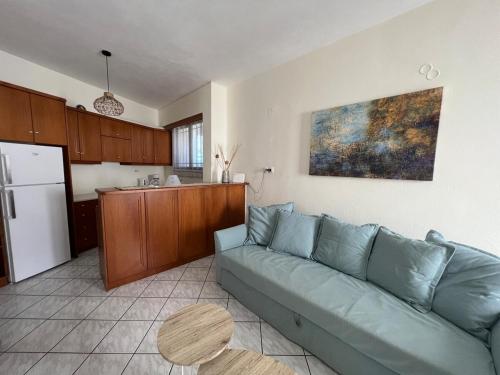 Aria Aparment — 4-Star Luxury Hotel in Palaiochora, Greece