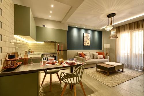 Sunny Luxury Suite Grey — 4-Star Luxury Hotel in Kavala, Greece
