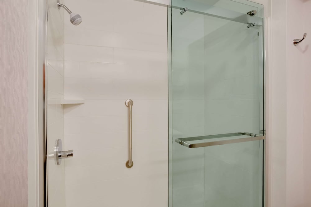 Hampton Inn & Suites Cleveland Independence - photo 20