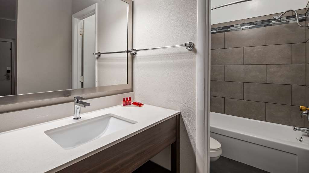SureStay Hotel by Best Western Findlay - photo 19