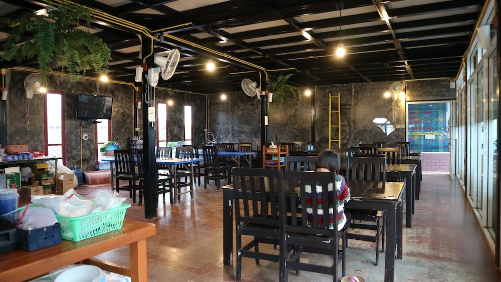 Baanchomdow Phutubberk — Lom Kao — photo 3