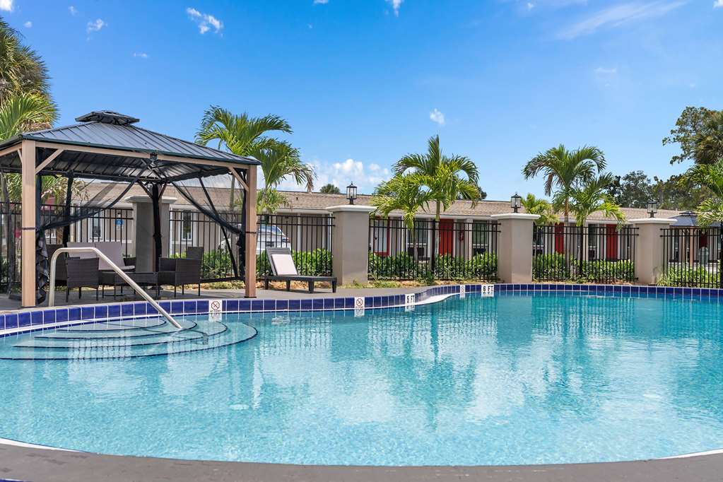Travelodge by Wyndham Kissimmee Orlando - photo 10