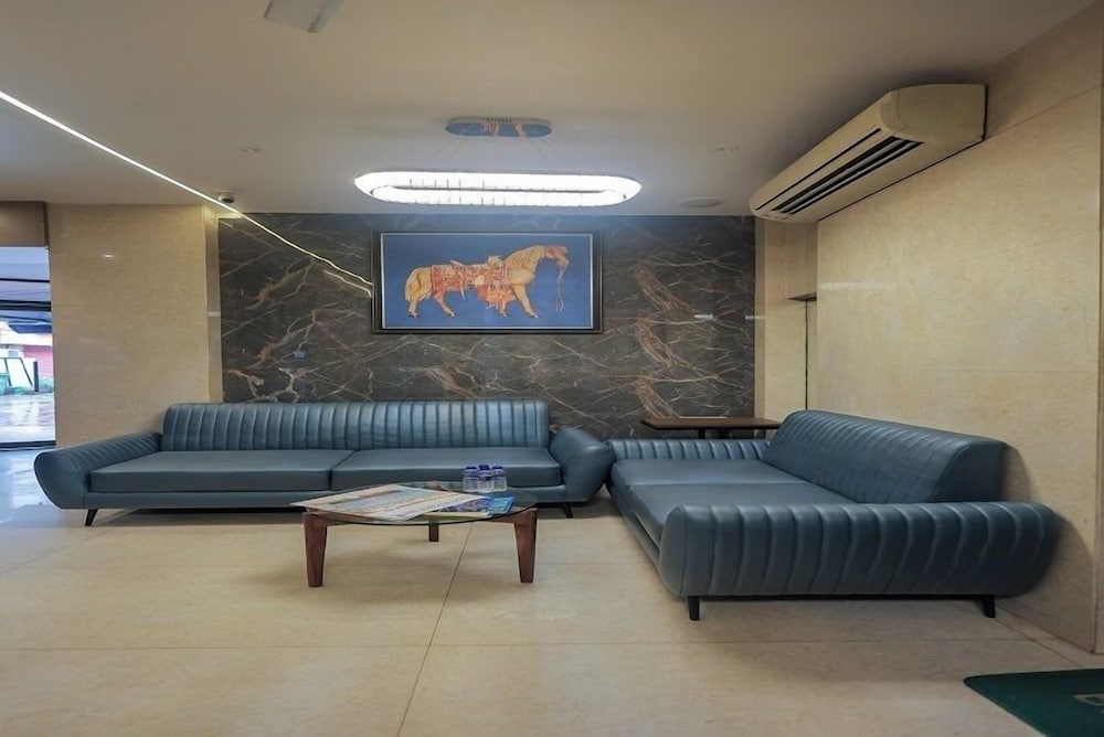 Vishal Hall — Mumbai — photo 2