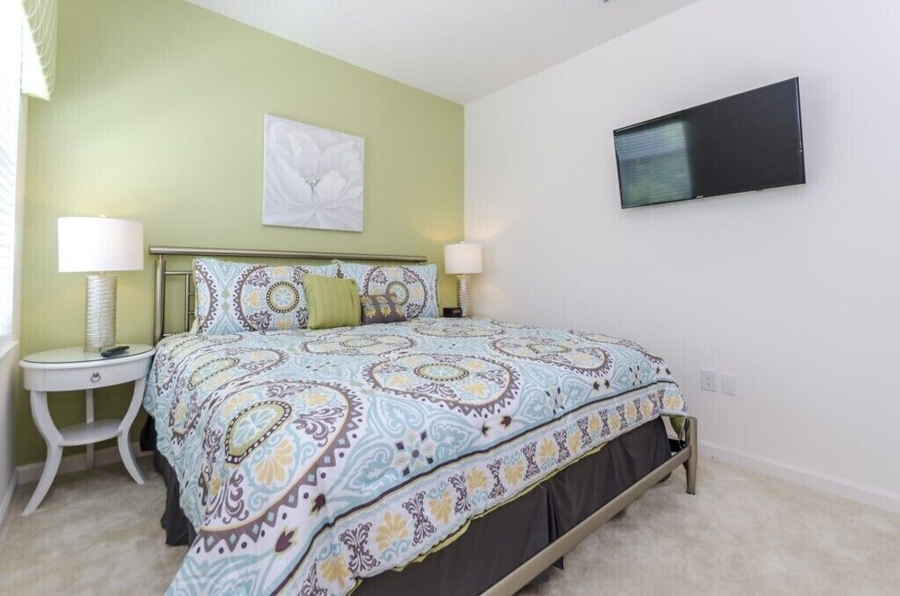 8 Bedroom 5 Bathroom Bella Vida Resort 498mb - photo 5
