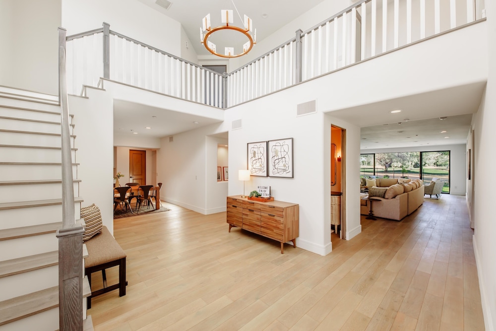 Luxury Dream House Sleeps 16 On Golf Course — 4-Star Luxury Hotel in Phoenix, United States
