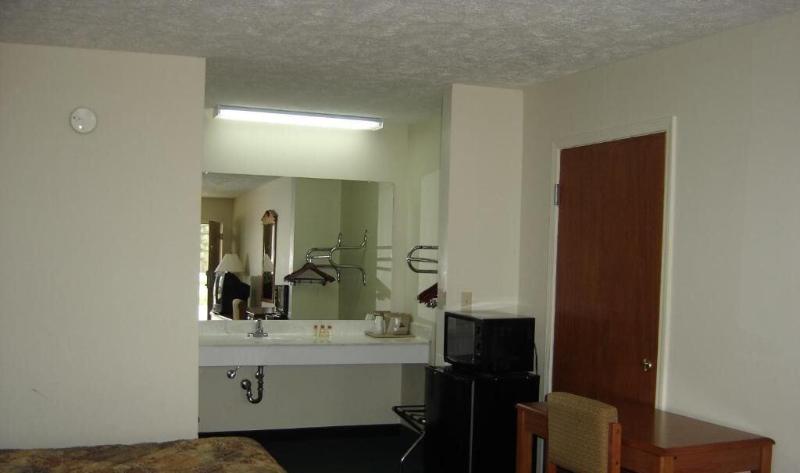 Homegate Inn - photo 13