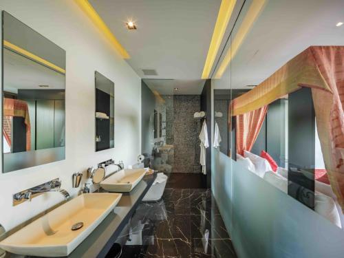 Villa Yang 5 Bedroom Villa Kamala Phuket — 4-Star Luxury Hotel in Phuket, Thailand
