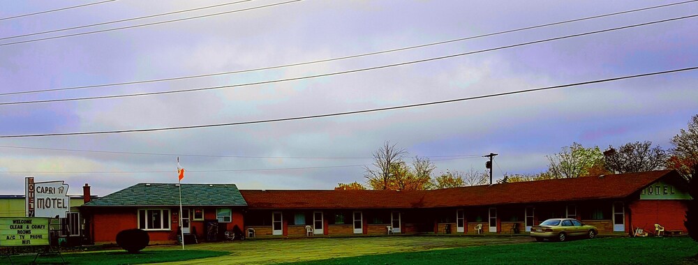 Capri Motel — hotel in Port Colborne
