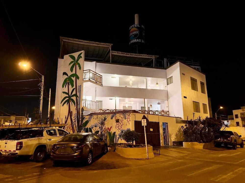 La Planicie in Punta Hermosa, Peru