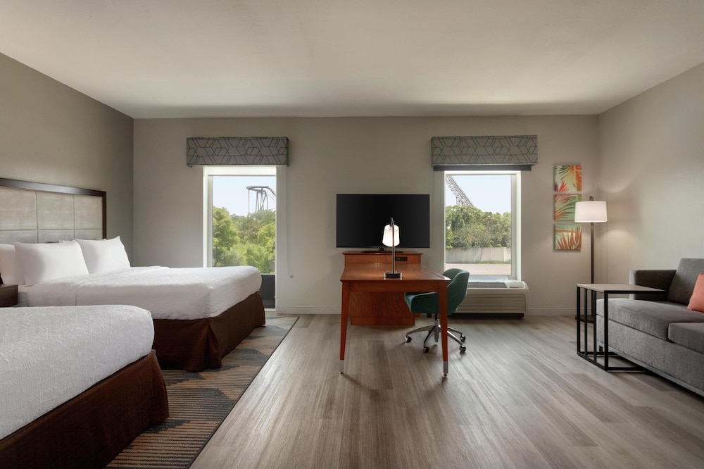 Hampton Inn & Suites Tampa Busch Gardens Area - photo 22