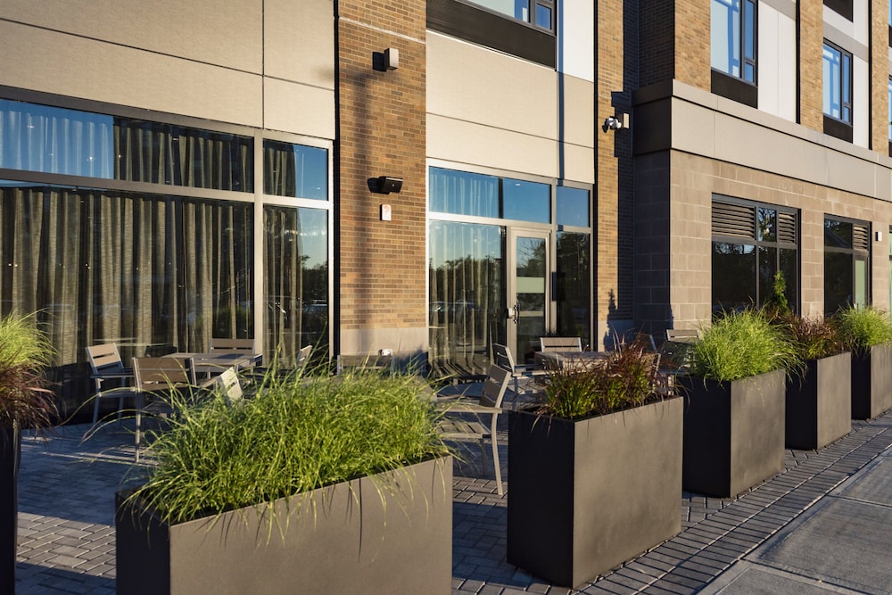 Holiday Inn Express Boston Logan Airport Revere by IHG - photo 32