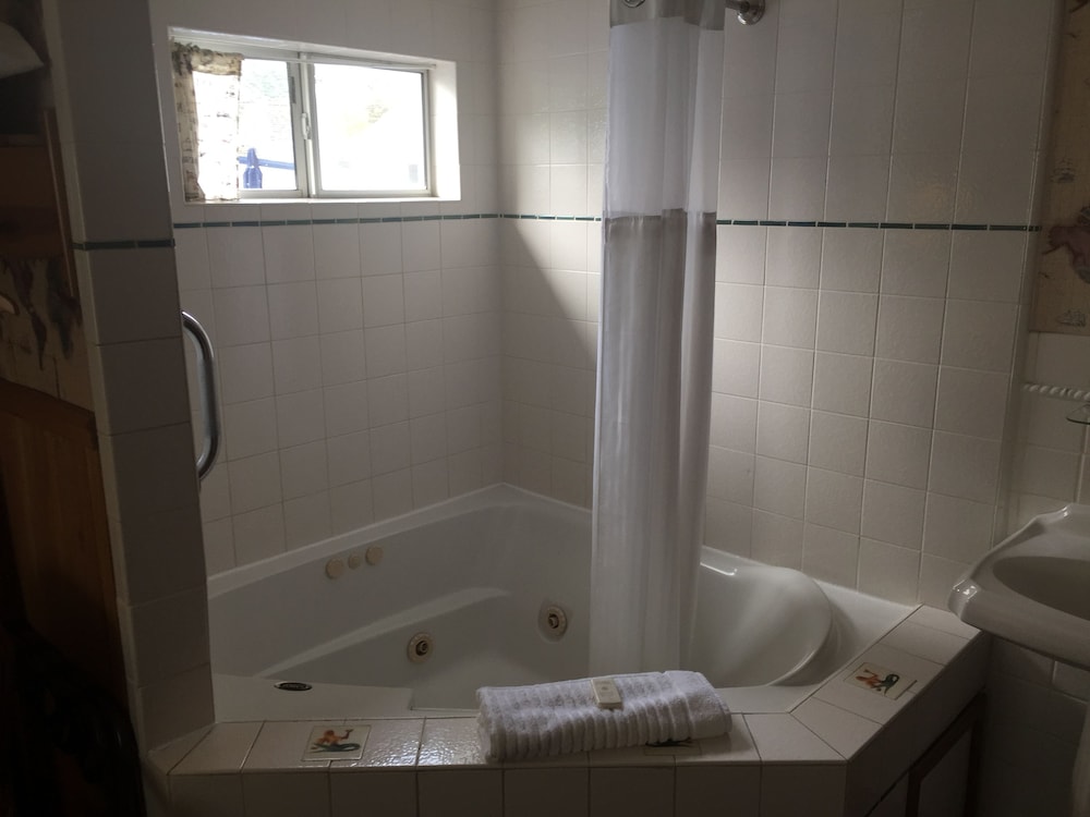 Seacrest Inn - photo 130