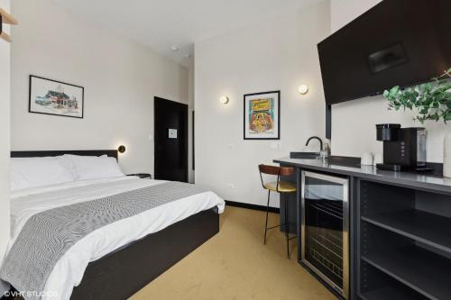 Logan Square SRO Hotel - carbon neutral hotel in Chicago