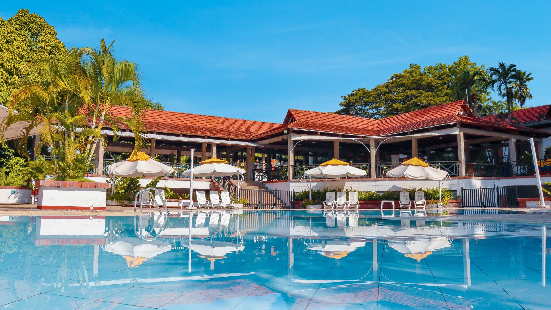 Hotel Girardot Resort By On Vacation — Ricaurte