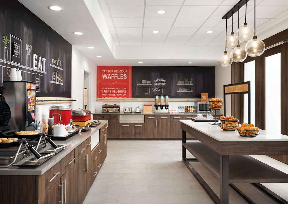 Hampton Inn by Hilton Redmond Bend Airport - photo 24
