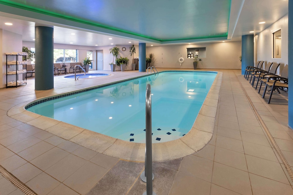 Hampton Inn & Suites Wells Ogunquit - photo 55