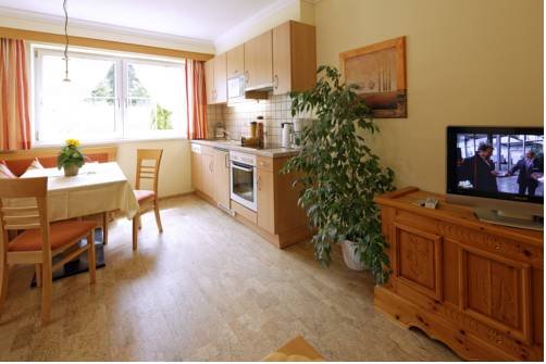 Appartment Kinigadner — 4-Star Luxury Hotel in Innsbruck, Austria