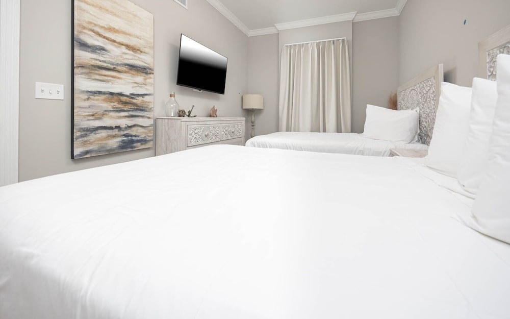 Phoenix Gulf Towers 2405 4 Bedroom Condo - photo 8