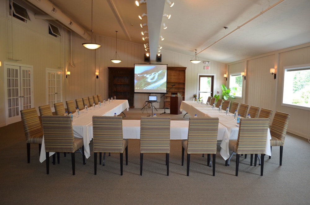 Emerson Resort & Spa - photo 42