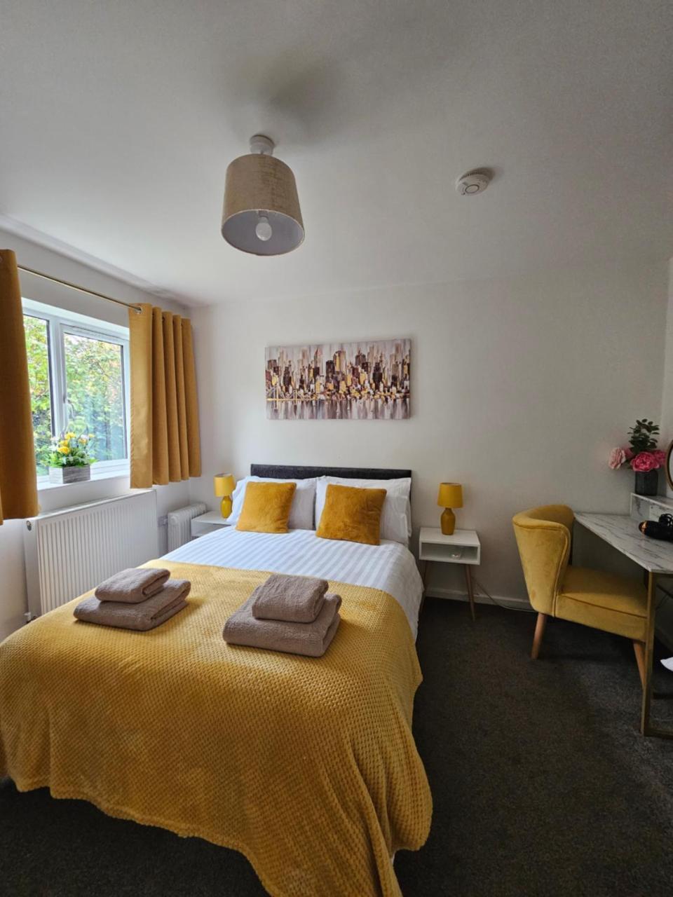 One Bed Apartment Stevenage — 4-Star Luxury Hotel in Stevenage, United Kingdom