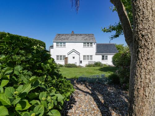 Rowan Cottage Cubert — 5-Star Luxury Hotel in Newquay, United Kingdom